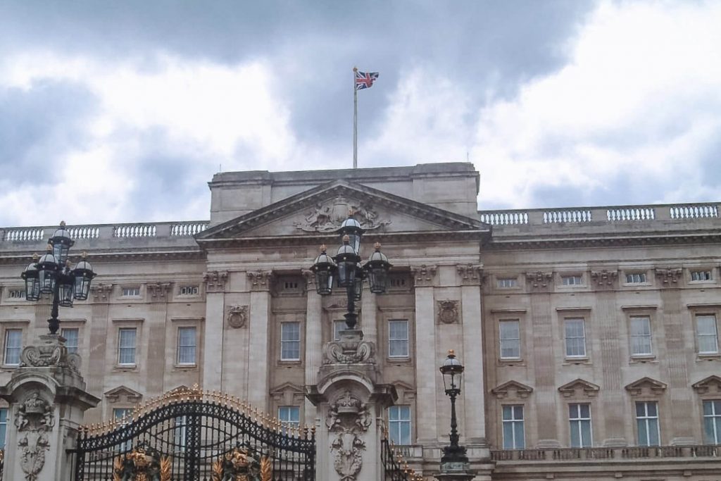 Buckingham Palace © lavidaesmara