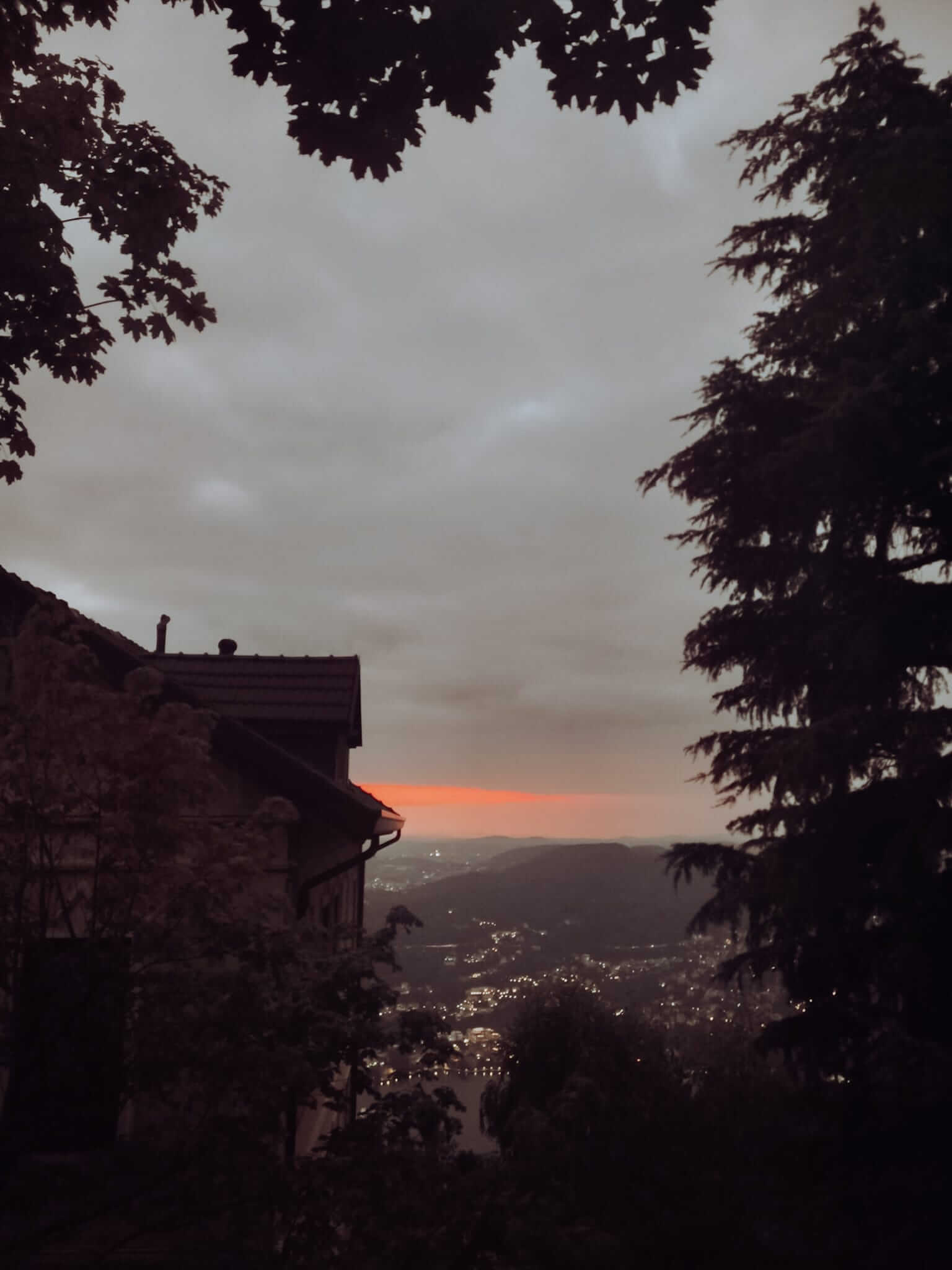 sunset em Brunate na Itália